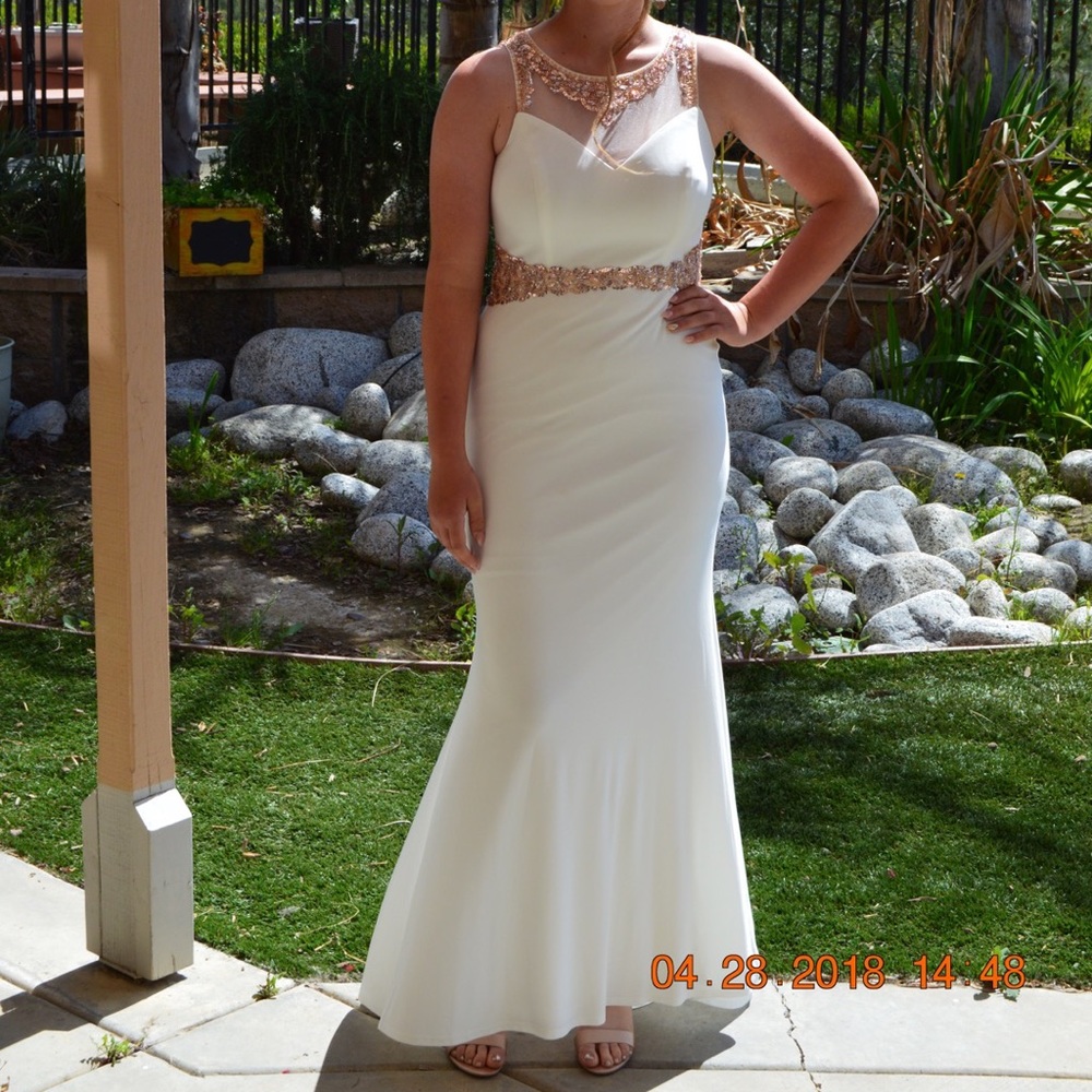 PROM DRESS